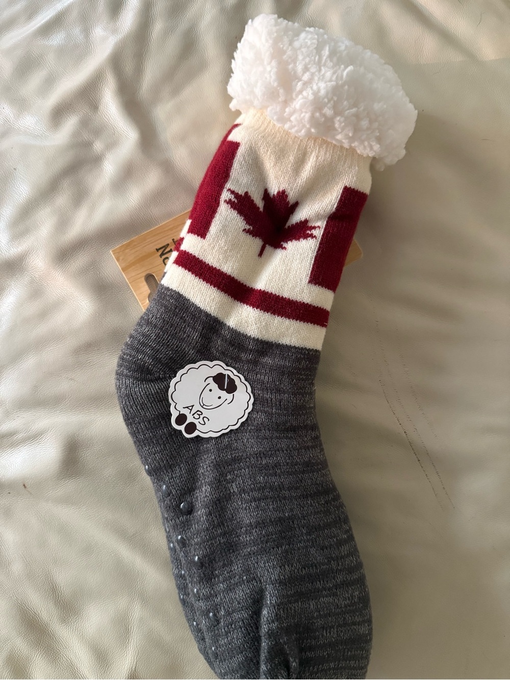 Cozy Sherpa-Lined Maple Leaf Slipper Socks - Cream, Burgundy & Charcoal